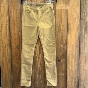 Levi’s 311 Shaping Skinny